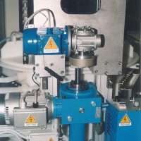 Detailed view on mechanical for rotating plateau