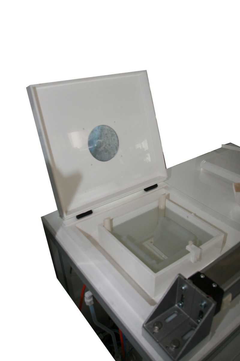 “Kilimanjaro Model”: Carrier UP/DW agitation inside process/rinse tank without mechanical parts, but using just the fluid